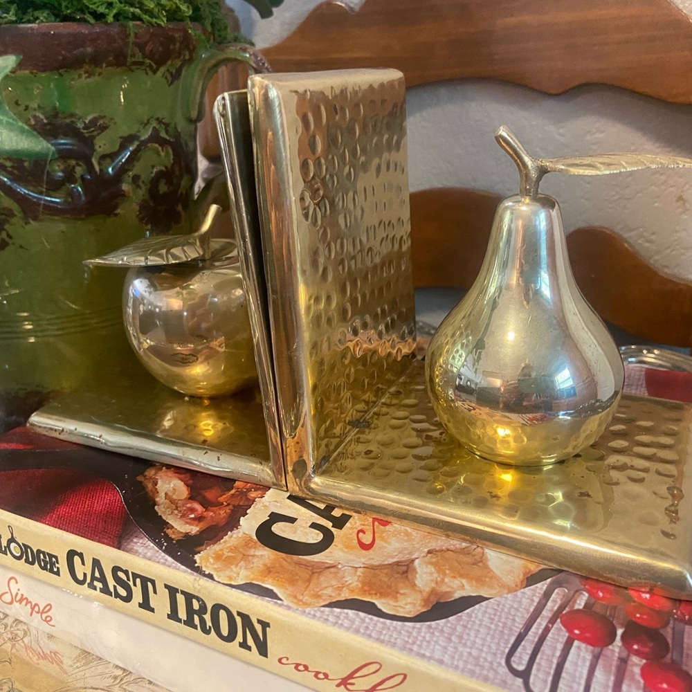 Antique Brass Bookends Apple and Pear - Picture 8 of 11